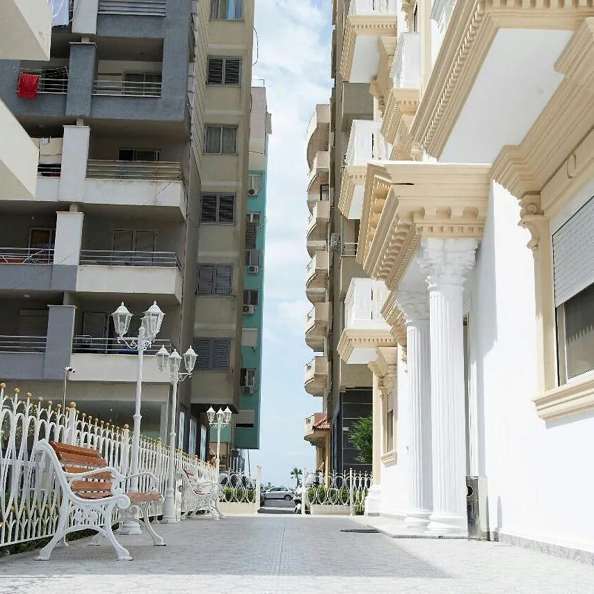 Vila Vitoria Shëngjin Hotel